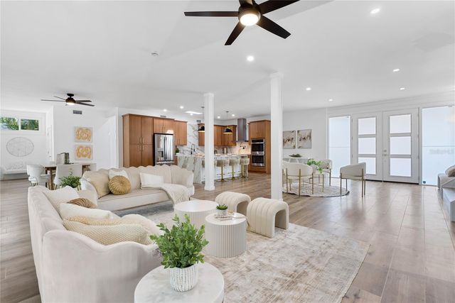 4879 COMMONWEALTH DRIVE, Sarasota, FL 34242