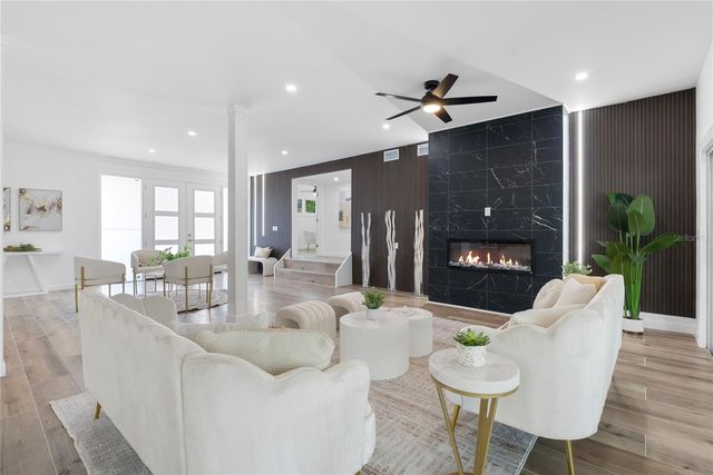 4879 COMMONWEALTH DRIVE, Sarasota, FL 34242