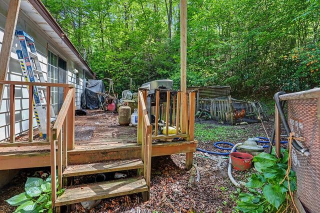 476 Claude Rogers Road, Marble, NC 28905