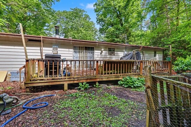 476 Claude Rogers Road, Marble, NC 28905