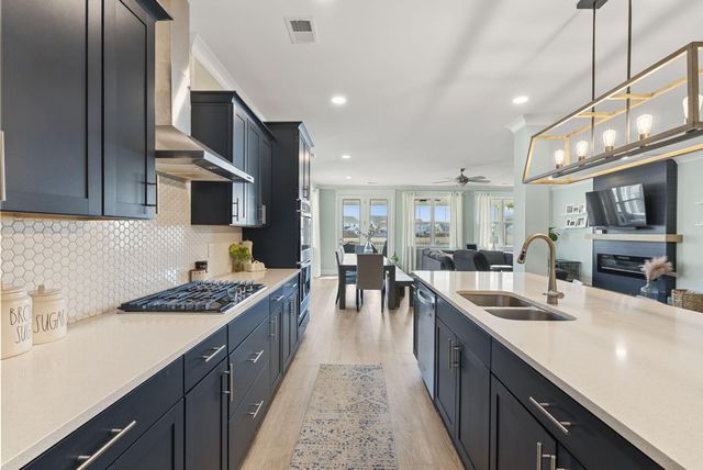 686 Yellow Leaf Lane, Summerville, SC 29486