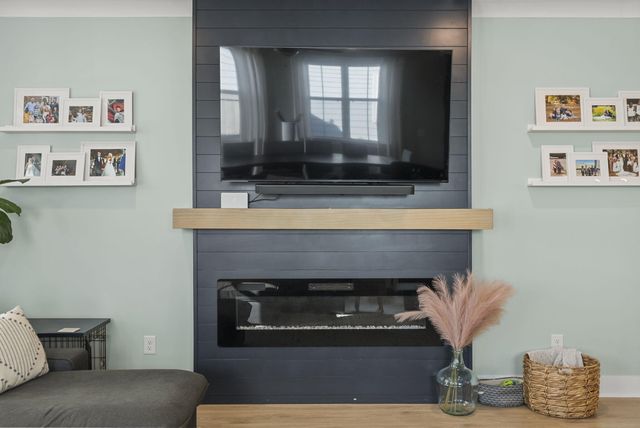 686 Yellow Leaf Lane, Summerville, SC 29486