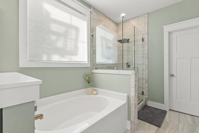 686 Yellow Leaf Lane, Summerville, SC 29486