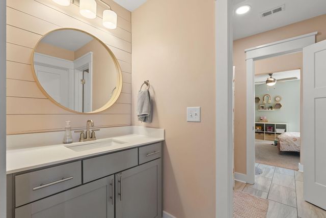 686 Yellow Leaf Lane, Summerville, SC 29486