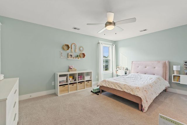 686 Yellow Leaf Lane, Summerville, SC 29486