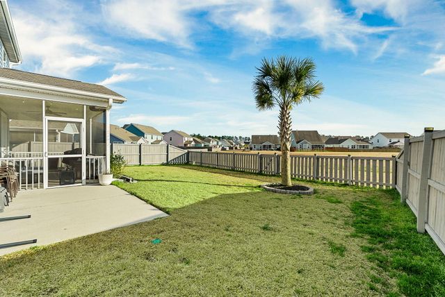 686 Yellow Leaf Lane, Summerville, SC 29486