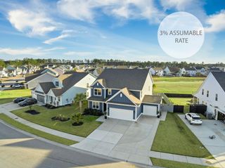 686 Yellow Leaf Lane, Summerville, SC 29486