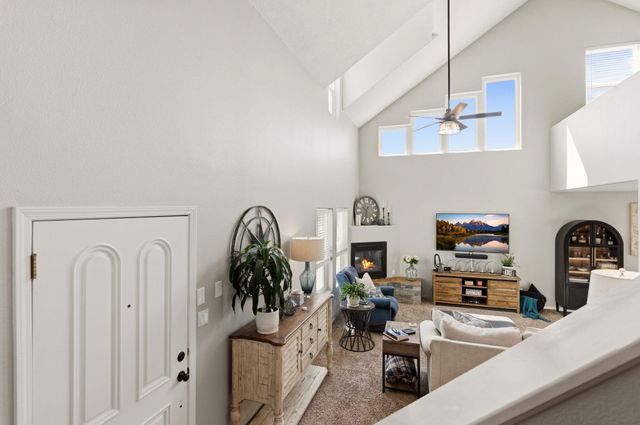 2154 Flagstone Road NE, Rio Rancho, NM 87124