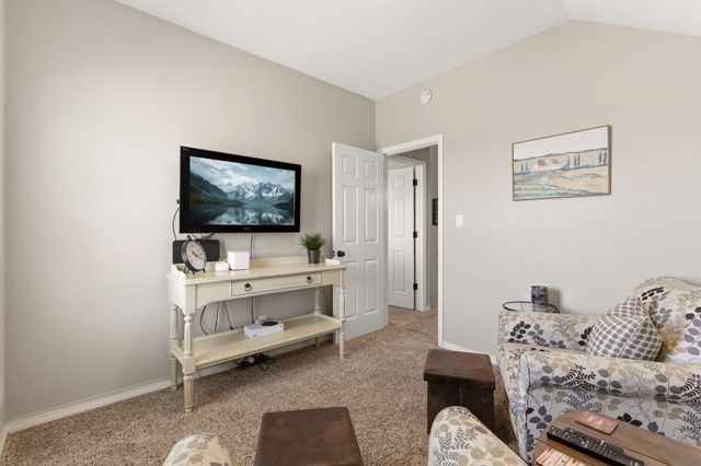 2154 Flagstone Road NE, Rio Rancho, NM 87124
