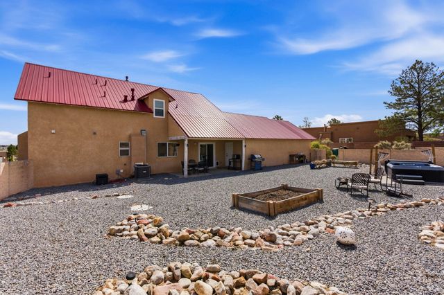 2154 Flagstone Road NE, Rio Rancho, NM 87124