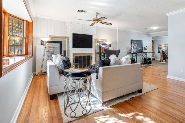 1120 Sarasota Drive, Tallahassee, FL 32301