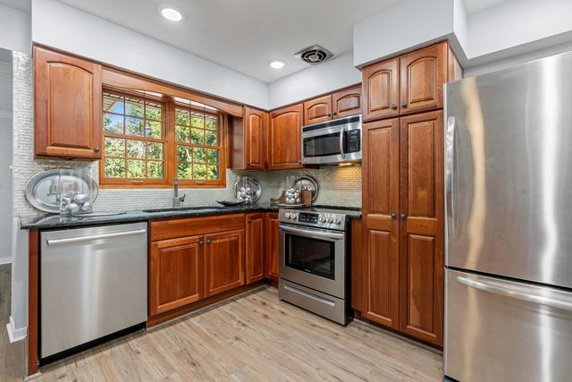 1120 Sarasota Drive, Tallahassee, FL 32301