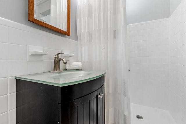 1120 Sarasota Drive, Tallahassee, FL 32301