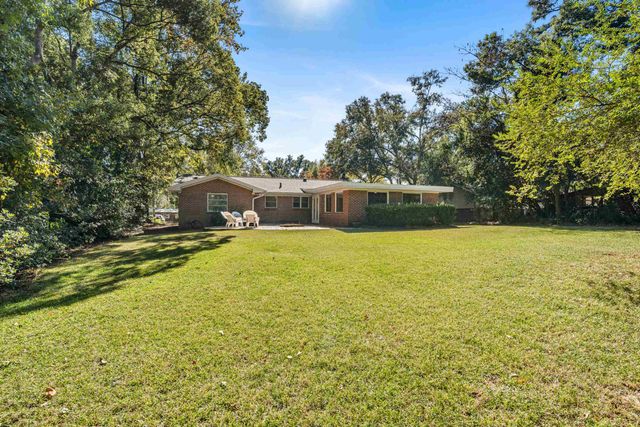 1120 Sarasota Drive, Tallahassee, FL 32301