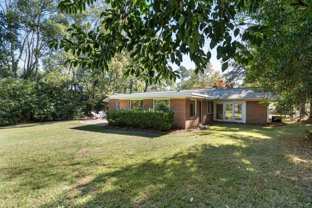 1120 Sarasota Drive, Tallahassee, FL 32301