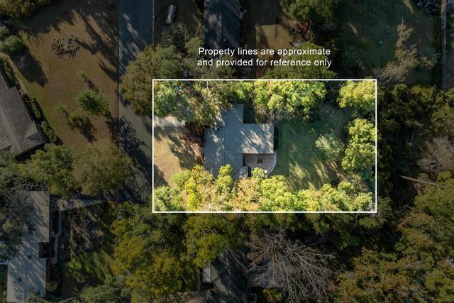 1120 Sarasota Drive, Tallahassee, FL 32301