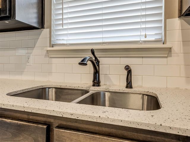 2721 NW 189th Street, Edmond, OK 73012