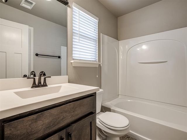 2721 NW 189th Street, Edmond, OK 73012
