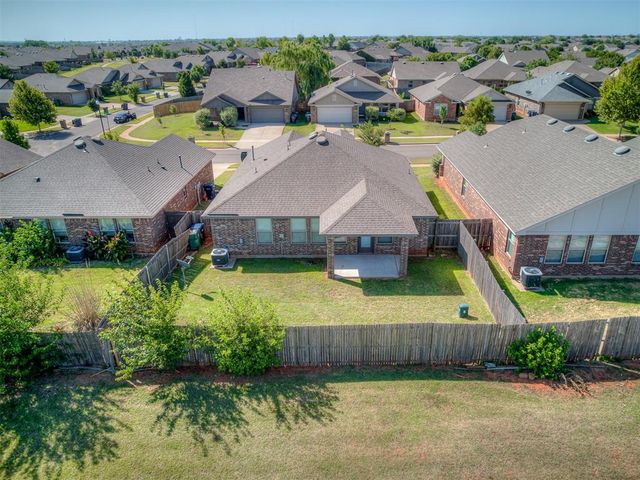 2721 NW 189th Street, Edmond, OK 73012
