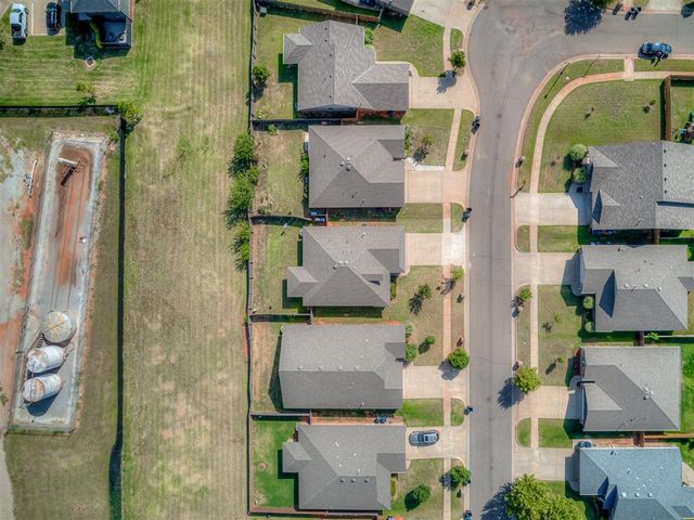 2721 NW 189th Street, Edmond, OK 73012
