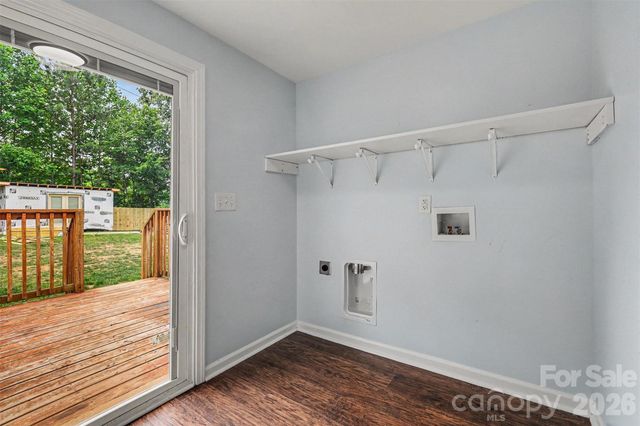 9902 Forest Drive, Charlotte, NC 28216