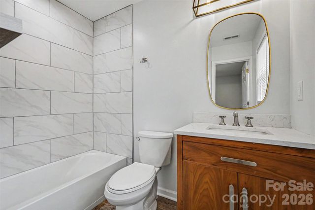 9902 Forest Drive, Charlotte, NC 28216