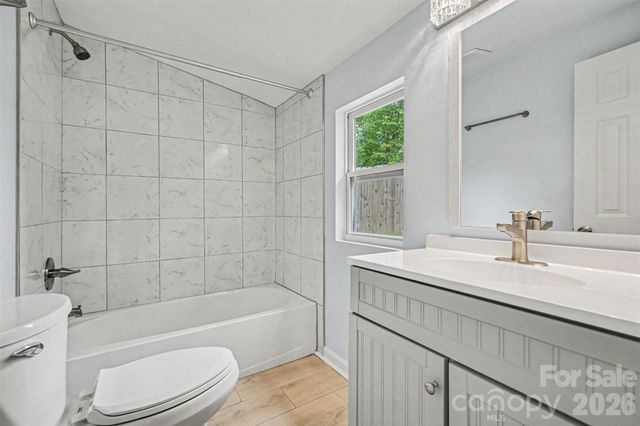 9902 Forest Drive, Charlotte, NC 28216