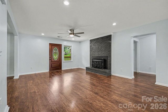 9902 Forest Drive, Charlotte, NC 28216