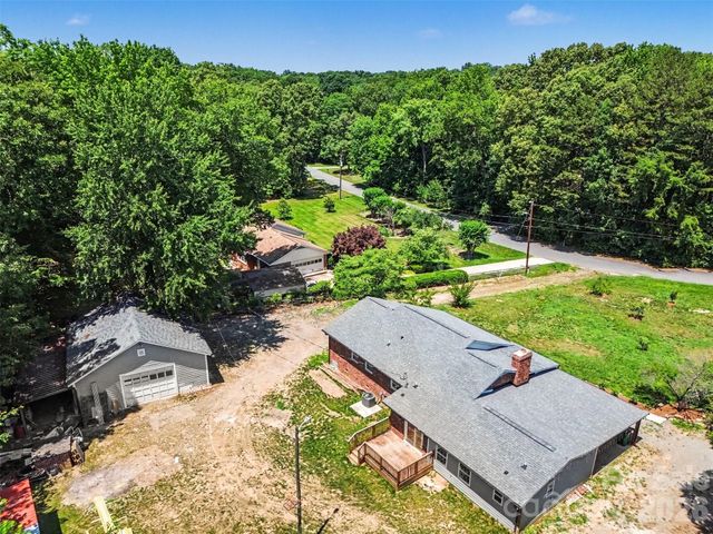 9902 Forest Drive, Charlotte, NC 28216
