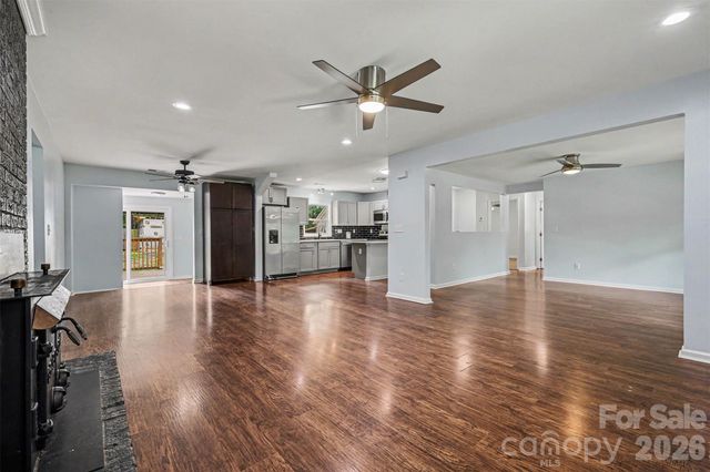 9902 Forest Drive, Charlotte, NC 28216