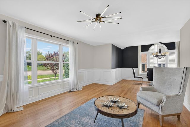 1673 Bloomingdale Road, Glendale Heights, IL 60139