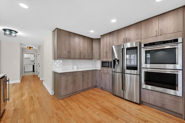 1673 Bloomingdale Road, Glendale Heights, IL 60139