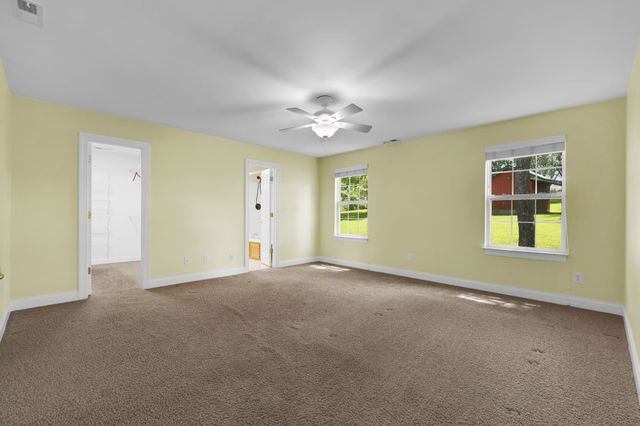 2073 McMahan Hollow Rd, Pleasant View, TN 37146