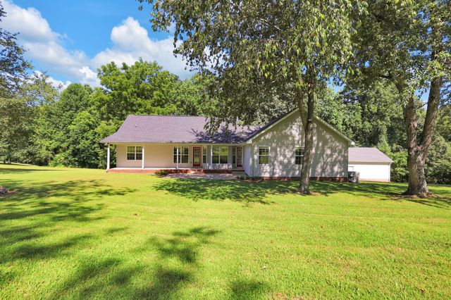 2073 McMahan Hollow Rd, Pleasant View, TN 37146