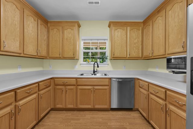 2073 McMahan Hollow Rd, Pleasant View, TN 37146