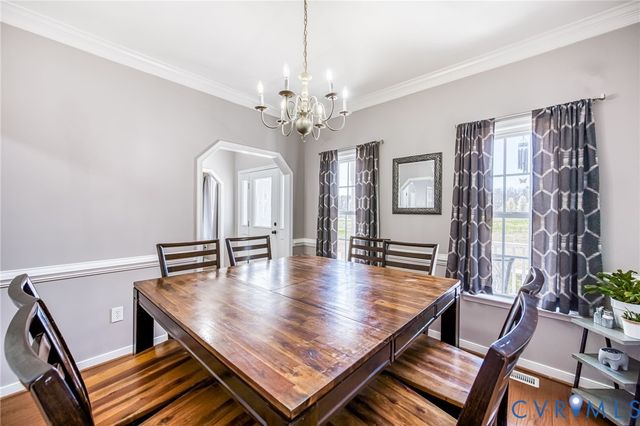 3800 Willow Creek Dr, Disputanta, VA 23842