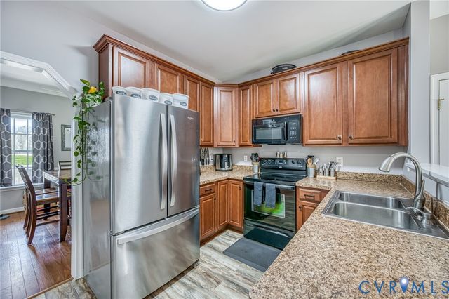 3800 Willow Creek Dr, Disputanta, VA 23842