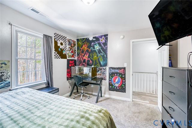 3800 Willow Creek Dr, Disputanta, VA 23842