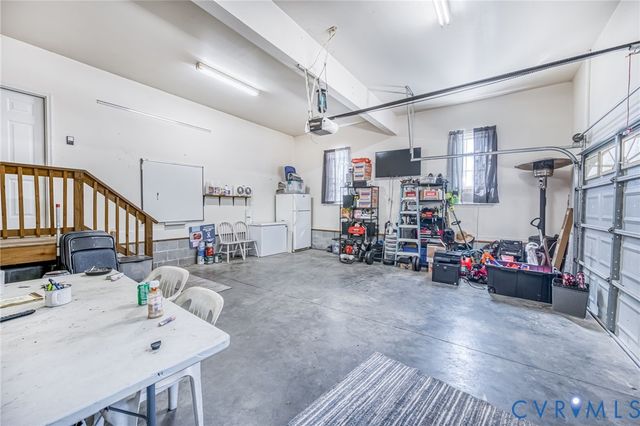 3800 Willow Creek Dr, Disputanta, VA 23842