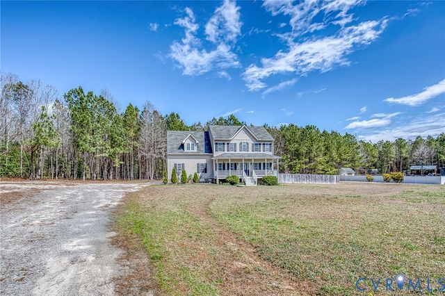 3800 Willow Creek Dr, Disputanta, VA 23842