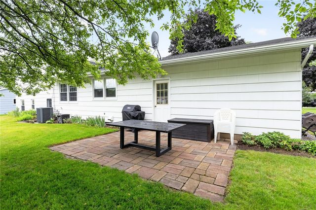 6 Gateway Road, Chili, NY 14624