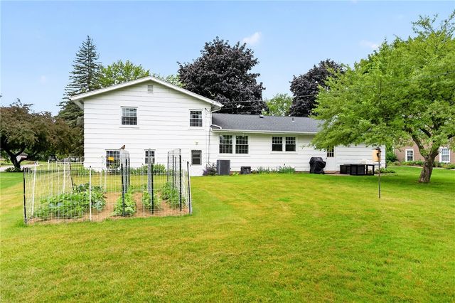 6 Gateway Road, Chili, NY 14624