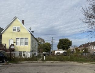 2304 W 47th Place, Chicago, IL 60609