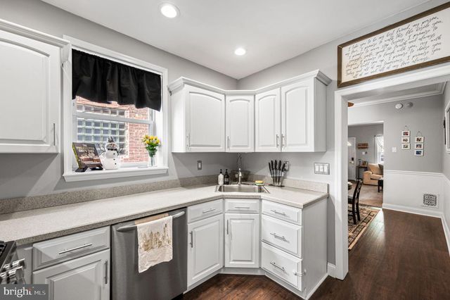 4026 DEXTER ST, Philadelphia, PA 19128