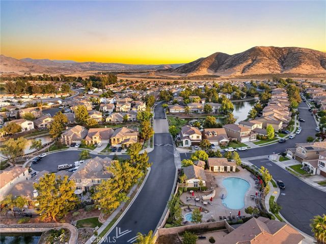 1640 Red Clover, Hemet, CA 92545