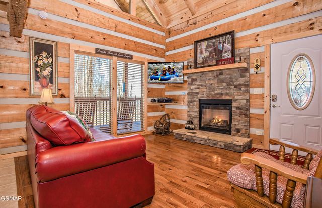 3510 Twin city way Way, Pigeon Forge, TN 37863