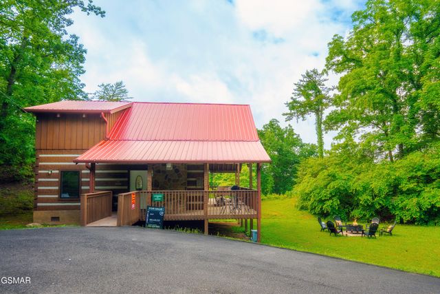3510 Twin city way Way, Pigeon Forge, TN 37863