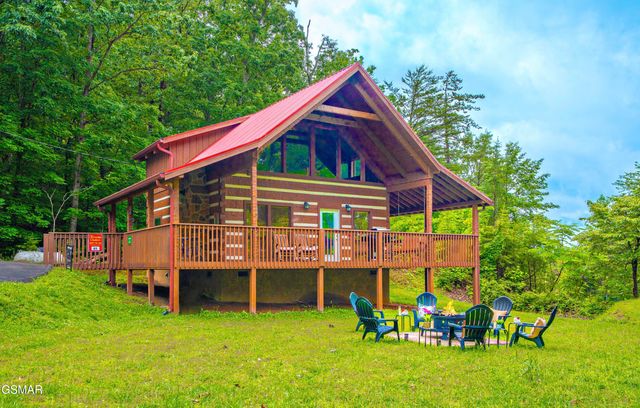 3510 Twin city way Way, Pigeon Forge, TN 37863