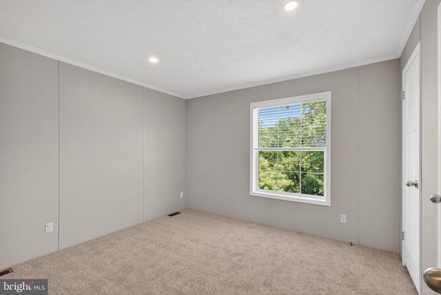 7 BIRCH DR, Spring City, PA 19475