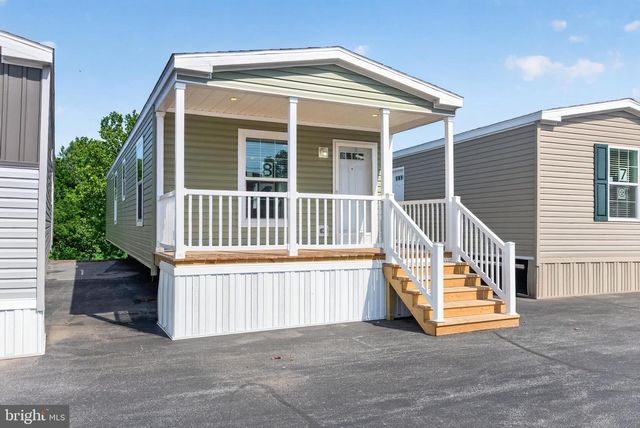 7 BIRCH DR, Spring City, PA 19475